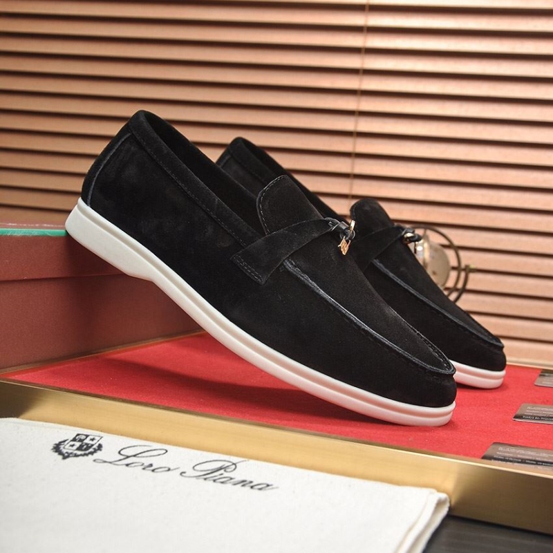 H**mes sneakers